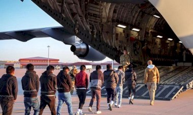 শিকলে বেঁধে ভারতীয়দের ফেরত পাঠালো যুক্তরাষ্ট্র