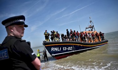 যুক্তরাজ্যে আরো কঠোর হচ্ছে অভিবাসনবিধি