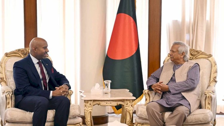 পাচার হওয়া অর্থ উদ্ধারে কানাডার সহায়তা চাইলেন প্রধান উপদেষ্টা