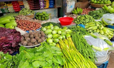 বেড়েছে মাংসের দাম, মাছে স্বস্তি