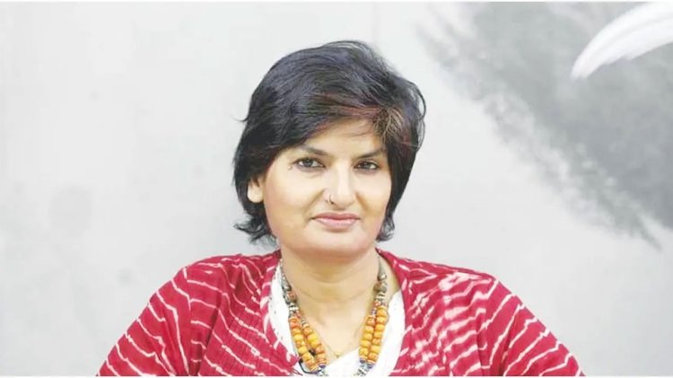 স্বামীসহ সাংবাদিক মুন্নী সাহার ১৮ কোটি অবরুদ্ধ