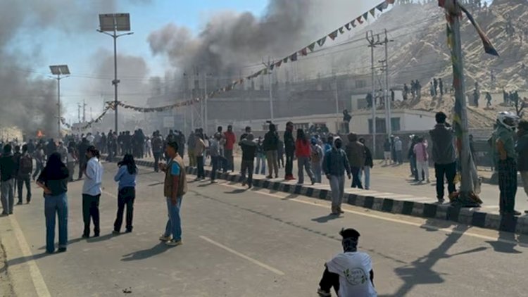 গণবিক্ষোভে উত্তাল লাদাখ,কোণঠাসা বিজেপি