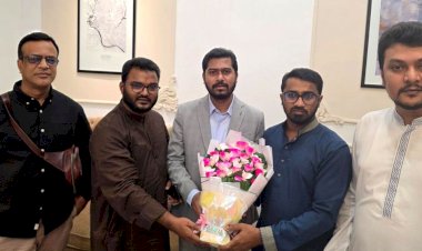 দেশে ফিরেছেন নুরুল হক নুর